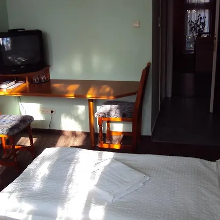 Fuezi Panzio Bed & Breakfast